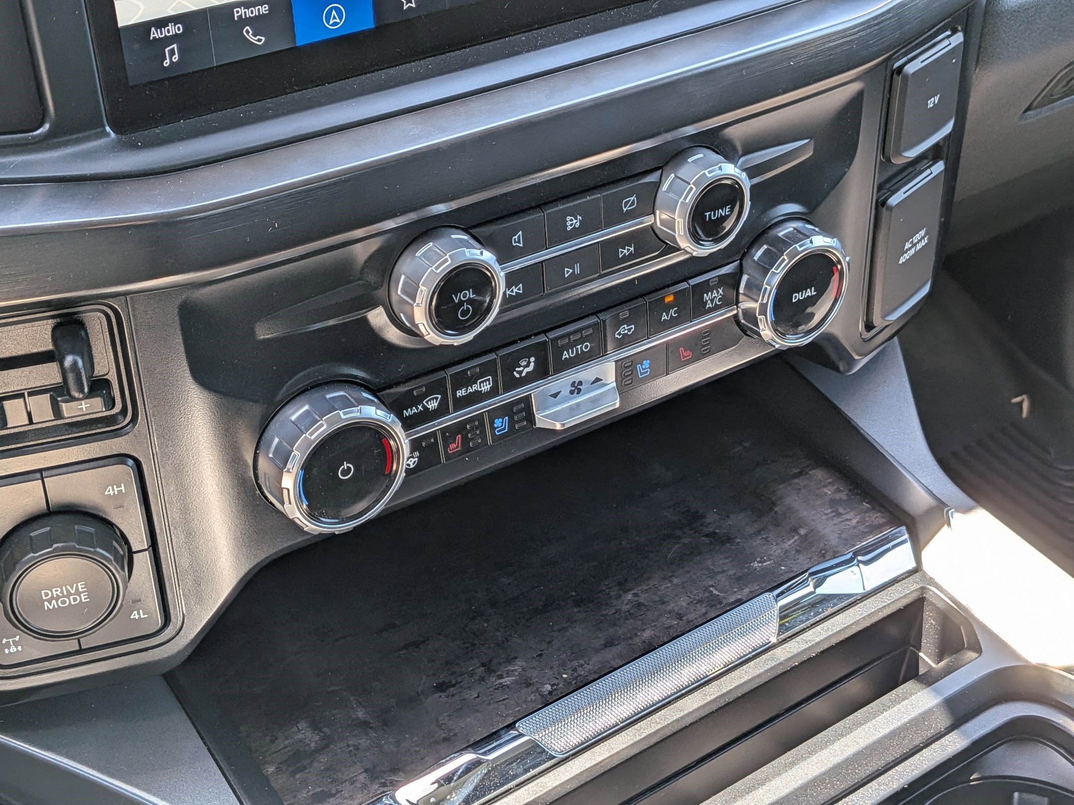 Certified 2024 Ford F350 Lariat AWD/4WD image 30