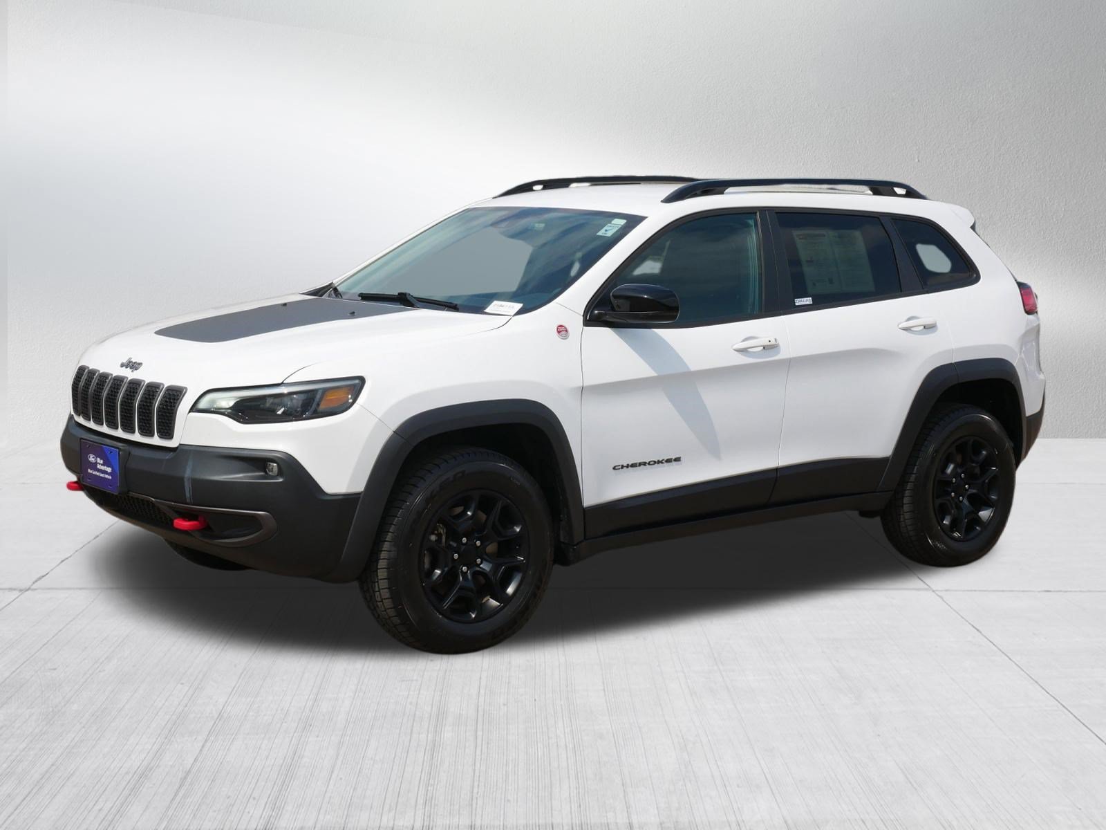 Used 2022 Jeep Cherokee Trailhawk w/ Sound & Nav Group AWD/4WD image 3