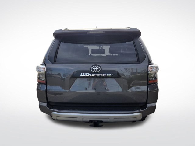 Used 2019 Toyota 4Runner TRD Off-Road AWD/4WD image 8