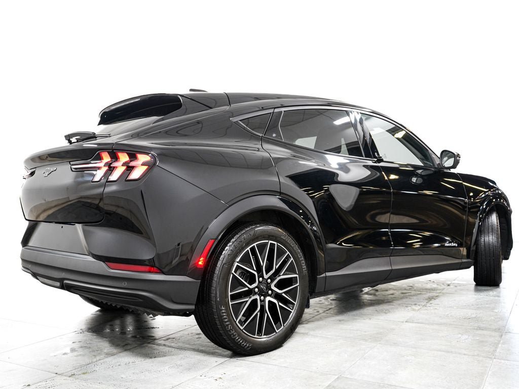 Certified 2025 Ford Mustang Mach-E Premium AWD/4WD image 5