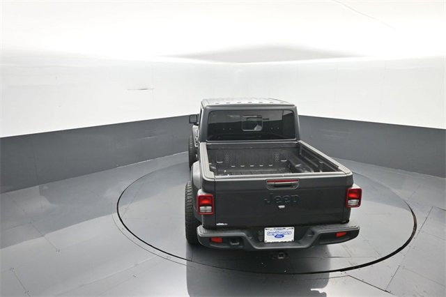 Used 2021 Jeep Gladiator Willys image 23