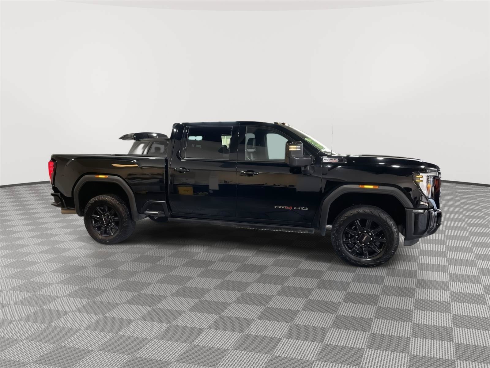 Used 2024 GMC Sierra 2500 AT4 w/ AT4 Premium Plus Package AWD/4WD image 7