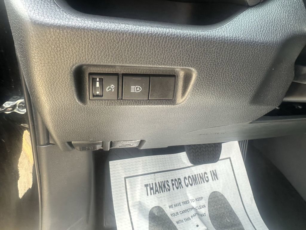 Used 2023 Toyota RAV4 XLE image 11