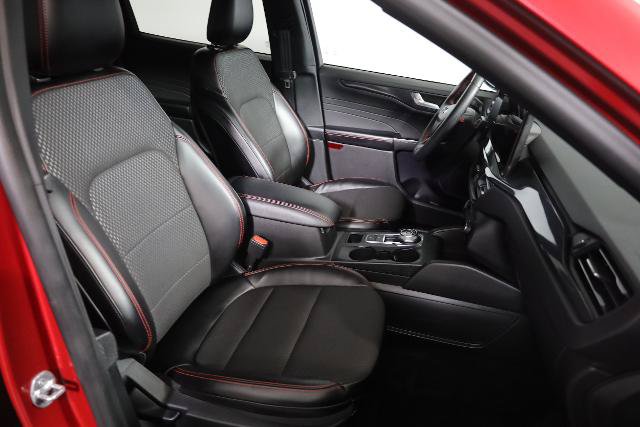 Certified 2024 Ford Escape ST-Line w/ Tech Pack #1 AWD/4WD image 9