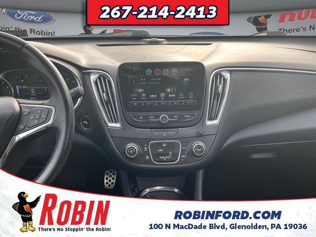 Used 2017 Chevrolet Malibu LT FWD image 11