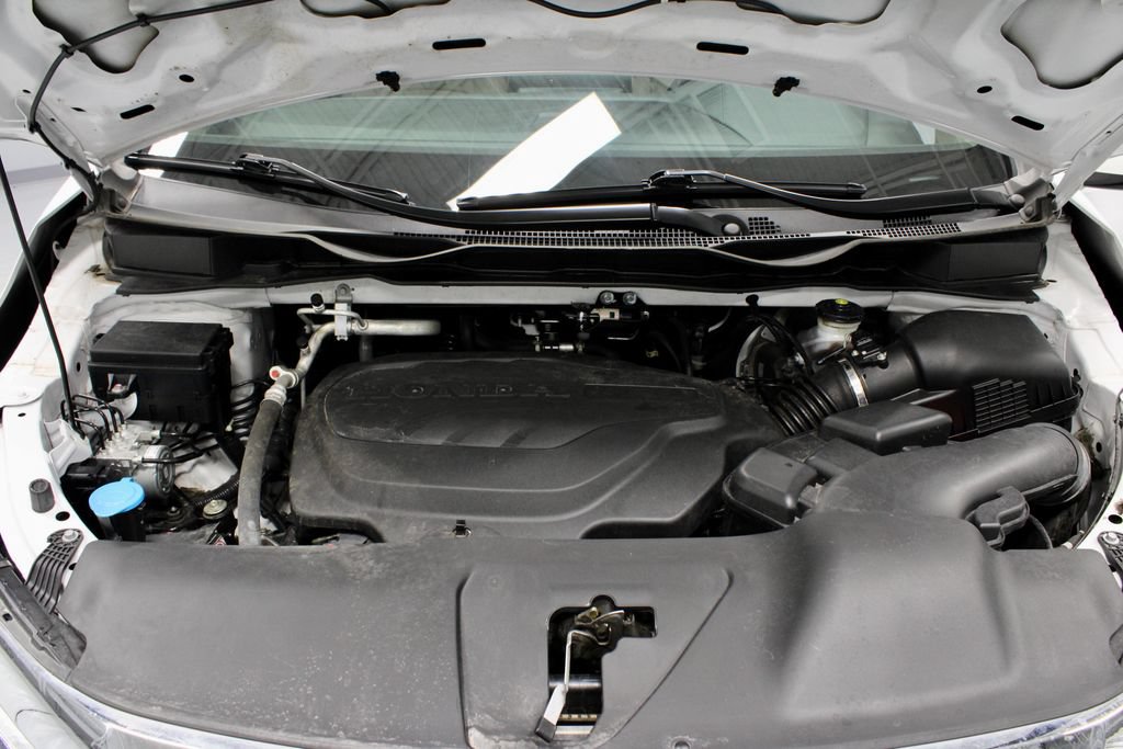 Used 2024 Honda Odyssey Elite image 18