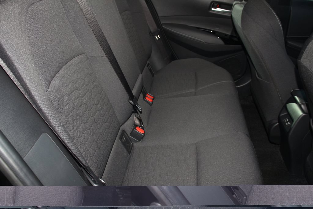 Used 2025 Toyota Corolla SE FWD image 25