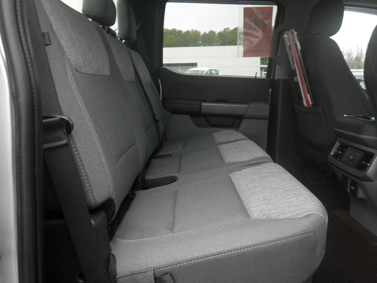 Certified 2024 Ford F350 XLT w/ Tremor Off-Road Package image 27