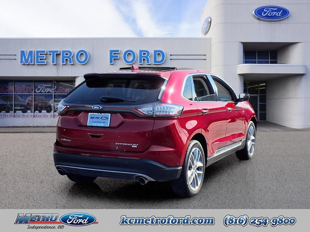 Certified 2018 Ford Edge Titanium w/ Equipment Group 302A AWD/4WD image 3