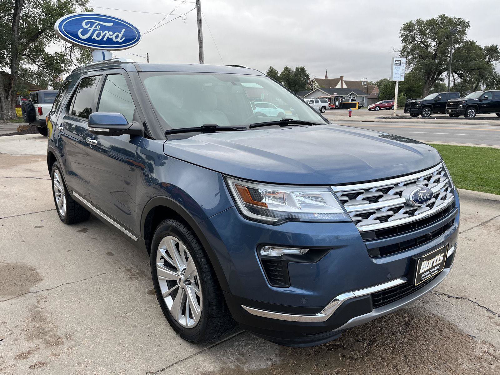 Certified 2019 Ford Explorer Limited AWD/4WD image 6