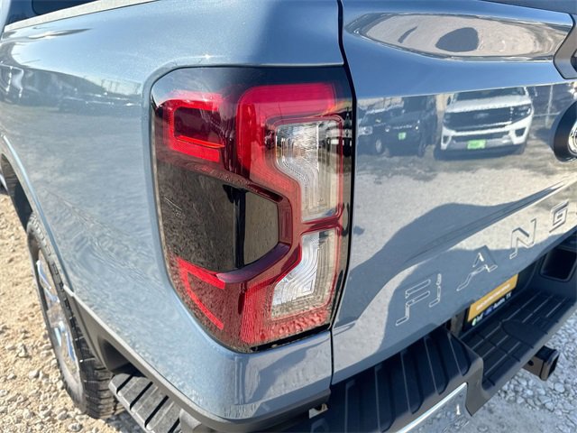 Certified 2025 Ford Ranger XLT w/ Chrome Accent Package image 38