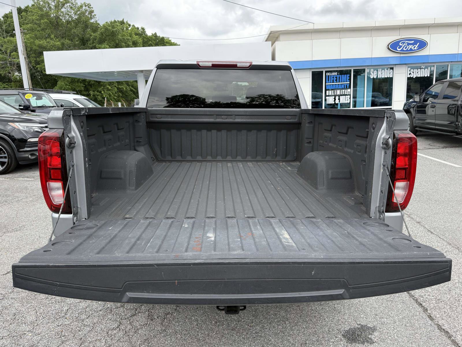 Used 2023 GMC Sierra 1500 Pro w/ Graphite Edition AWD/4WD image 34