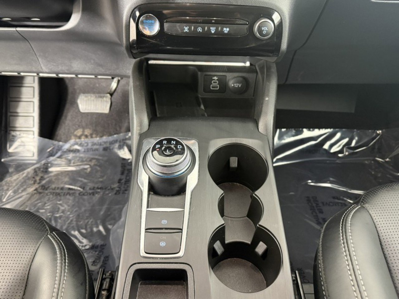 Certified 2025 Ford Escape Platinum image 18