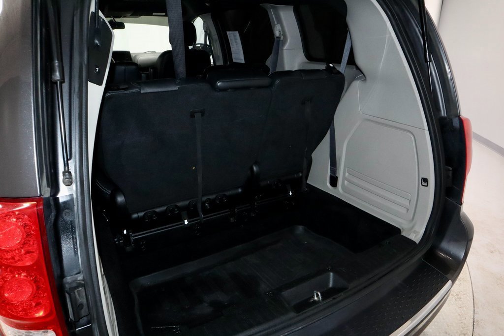 Used 2017 Dodge Grand Caravan SXT image 13