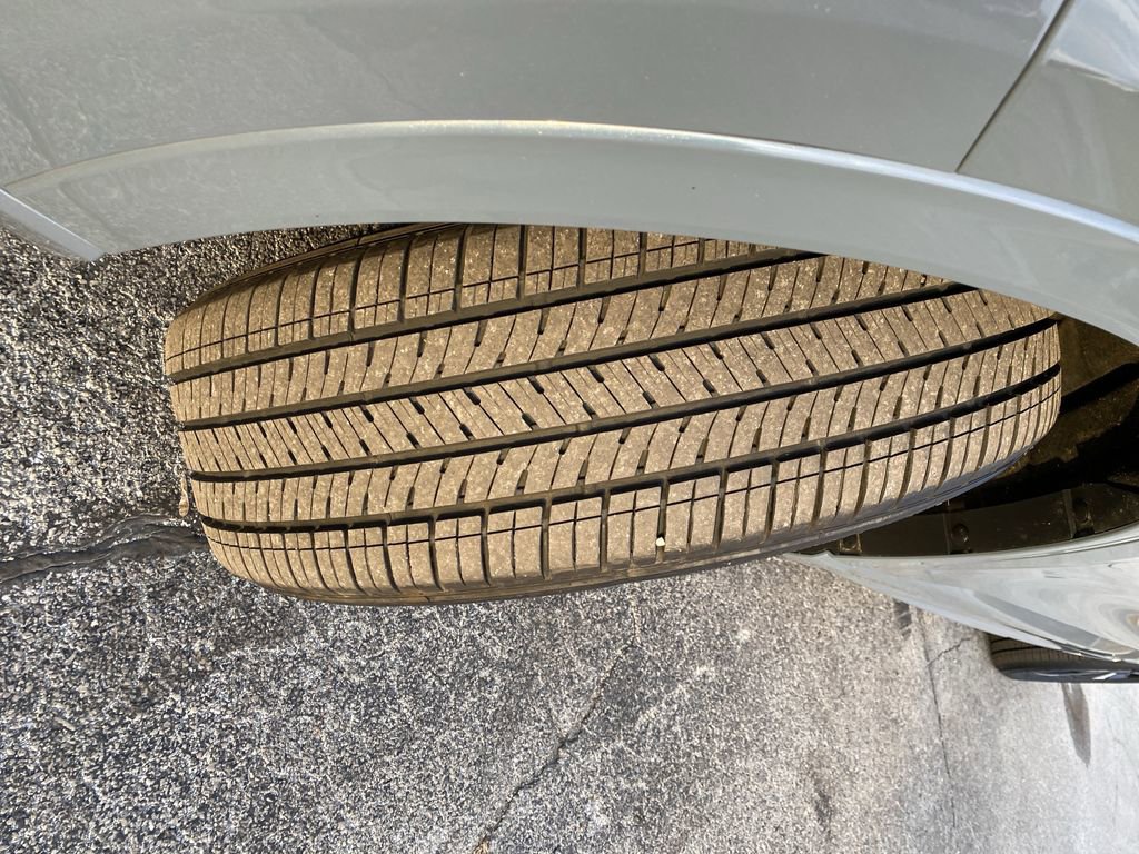 Certified 2025 Ford Escape ST-Line Elite w/ Premium Technology Package image 52