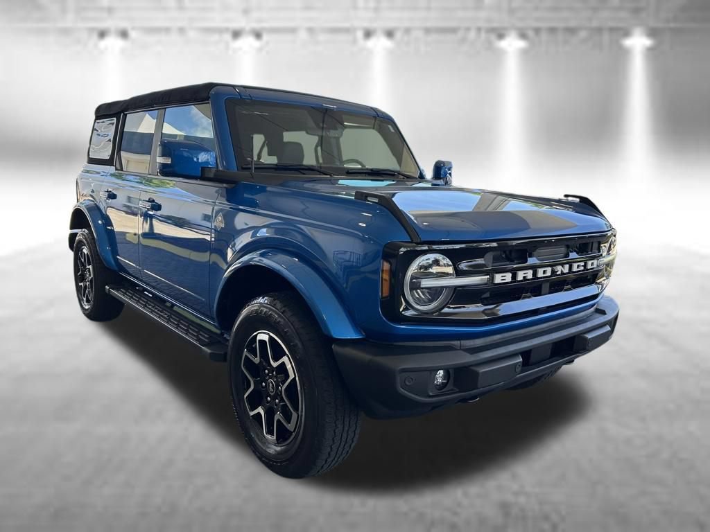 Certified 2024 Ford Bronco Outer Banks AWD/4WD image 2