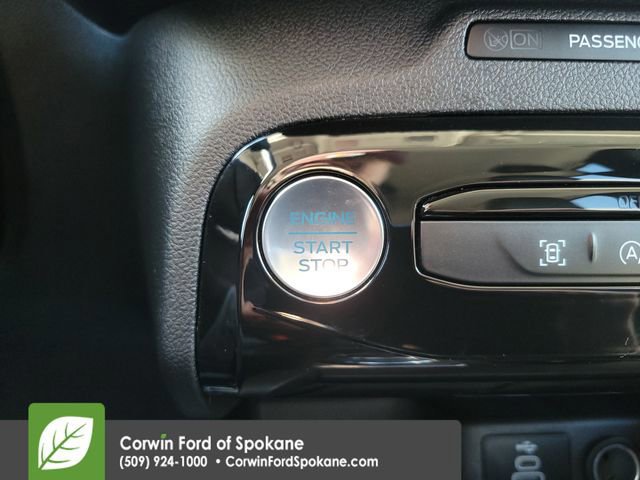 Certified 2025 Ford Escape Platinum image 29