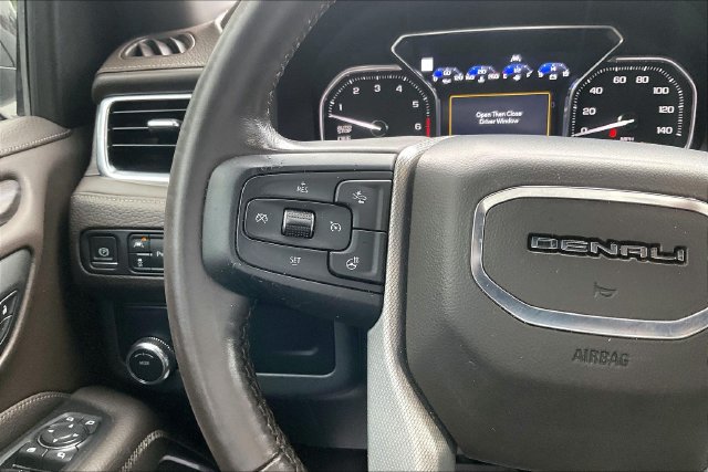 Used 2021 GMC Yukon Denali w/ Denali Premium Package RWD image 20