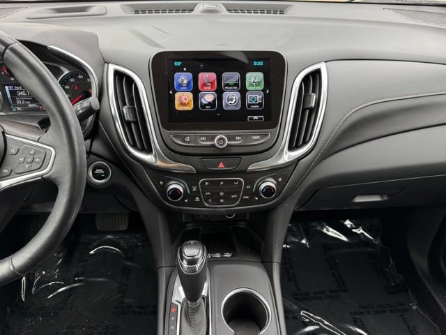 Used 2018 Chevrolet Equinox Premier AWD/4WD image 2