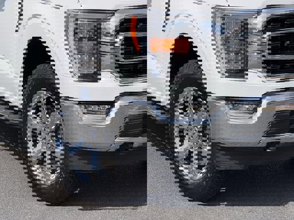 Certified 2022 Ford F150 XLT w/ Equipment Group 302A High image 14