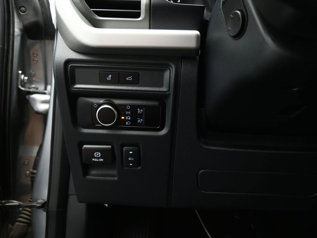 Certified 2024 Ford Expedition Max XLT image 41