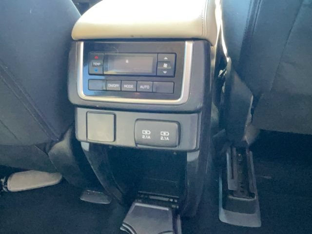 Used 2019 Subaru Ascent Premium AWD/4WD image 34