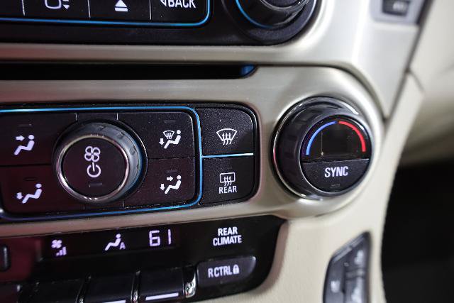 Used 2020 GMC Yukon Denali w/ Denali Premium Package AWD/4WD image 24