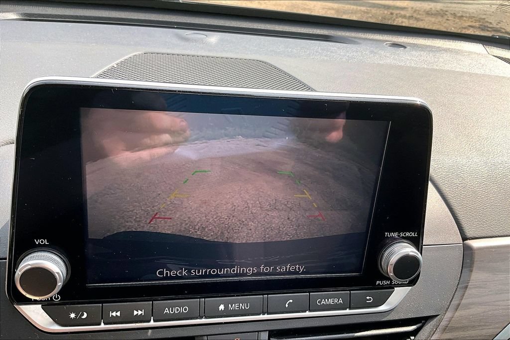 Used 2024 Nissan Altima 2.5 SV FWD image 20