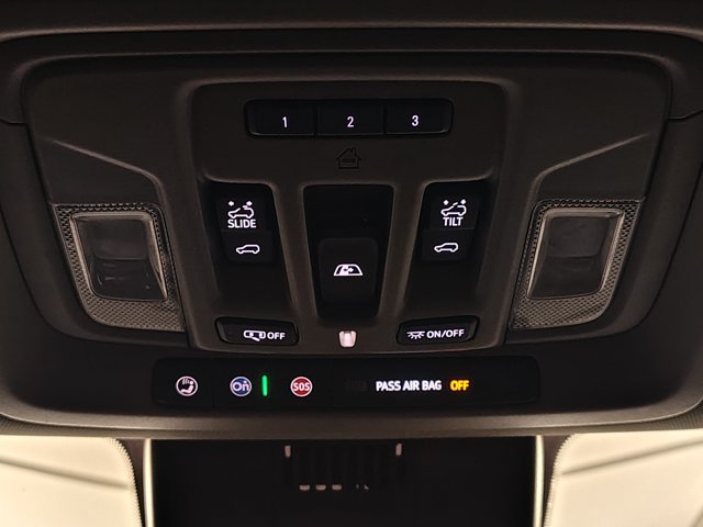 Used 2022 GMC Sierra 1500 Elevation w/ Elevation Premium Package AWD/4WD image 40