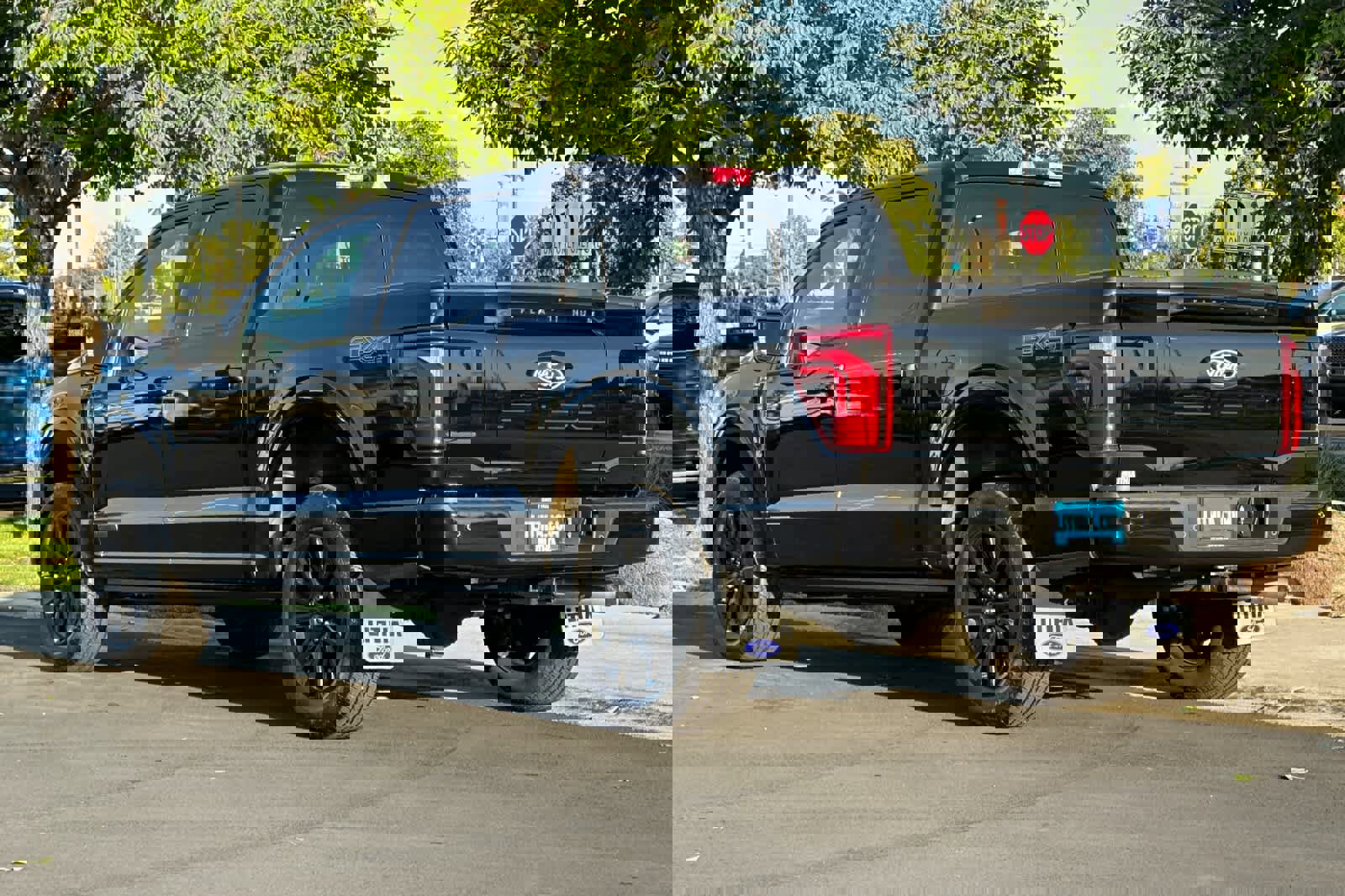 Certified 2025 Ford F150 Platinum w/ Equipment Group 702A High video 3