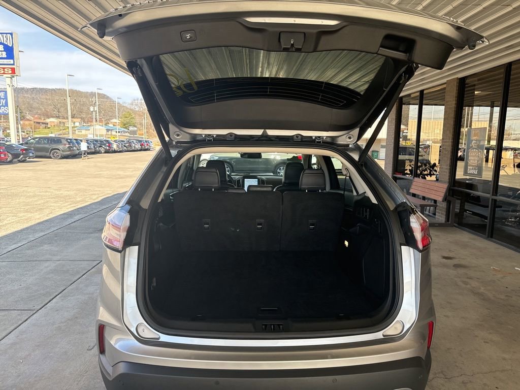 Certified 2024 Ford Edge Titanium w/ Equipment Group 301A image 17