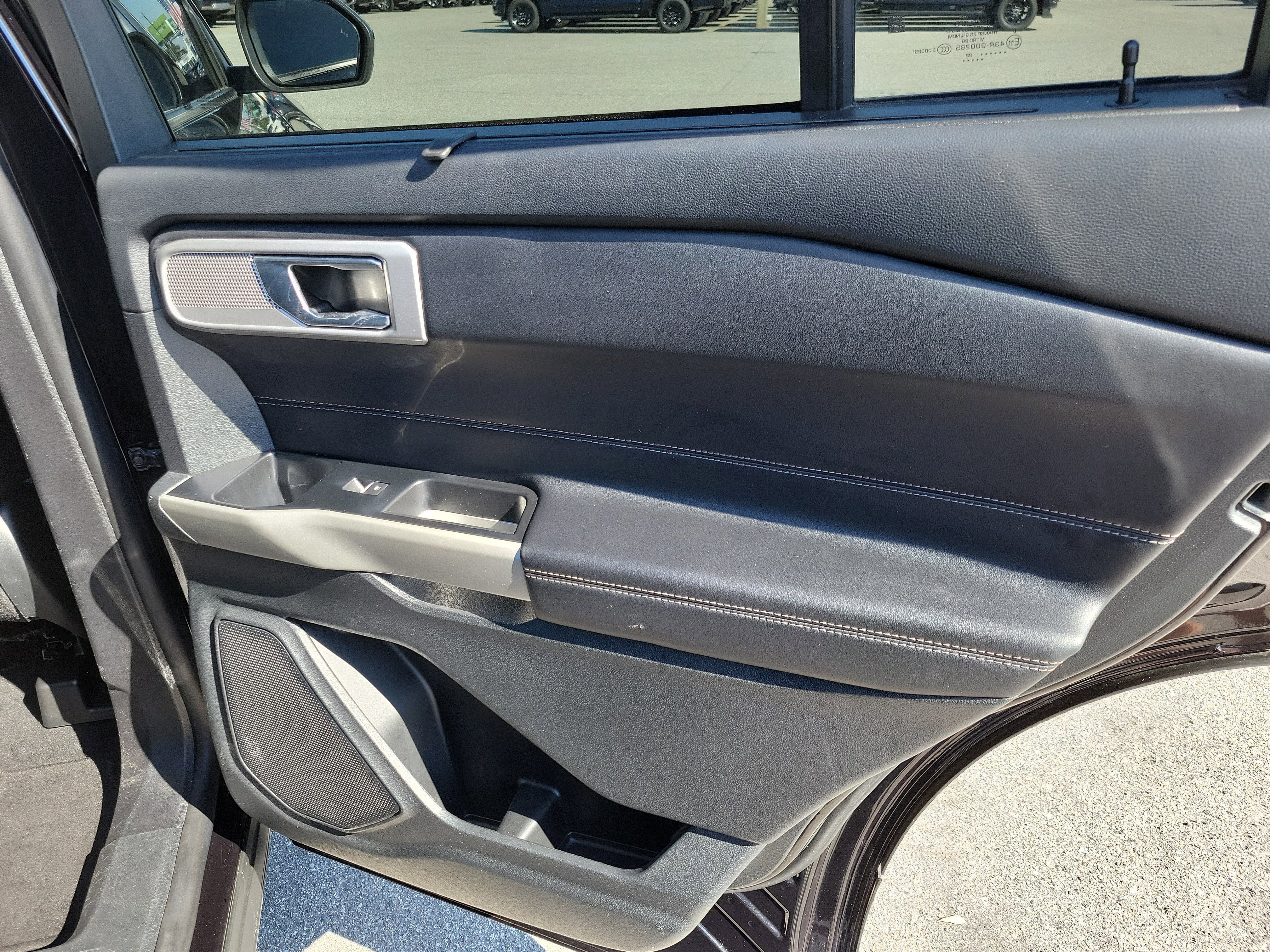 Certified 2022 Ford Explorer Limited image 25