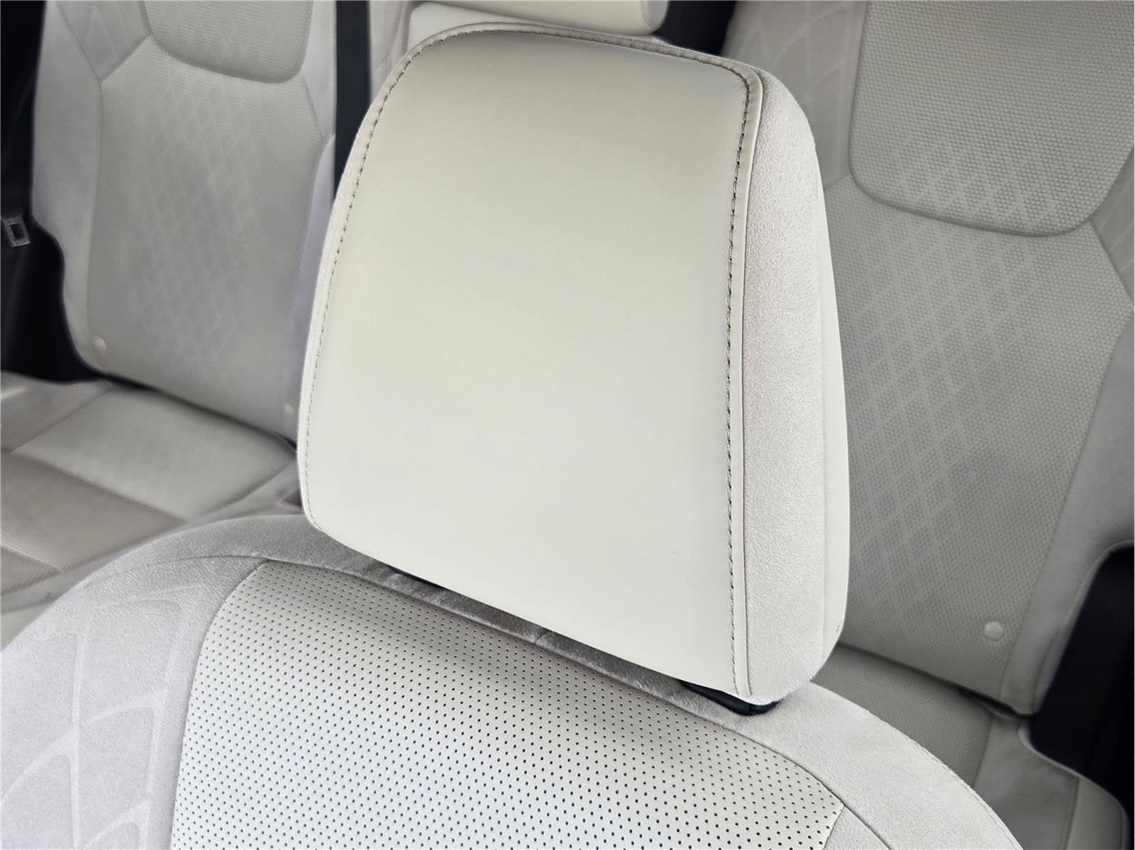 Used 2023 Lexus RX 350 FWD w/ Cold Area Package image 22