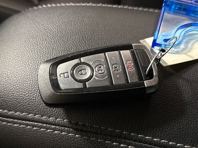 Certified 2020 Ford Escape SEL AWD/4WD image 40
