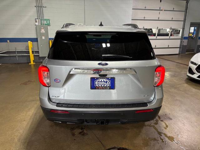Certified 2024 Ford Explorer XLT w/ Class IV Trailer Tow Package AWD/4WD image 9