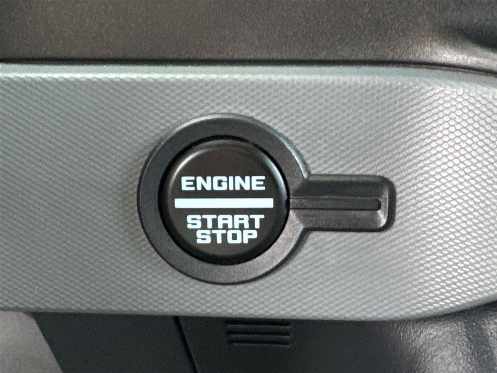 Certified 2023 Ford Bronco 2-Door AWD/4WD image 31