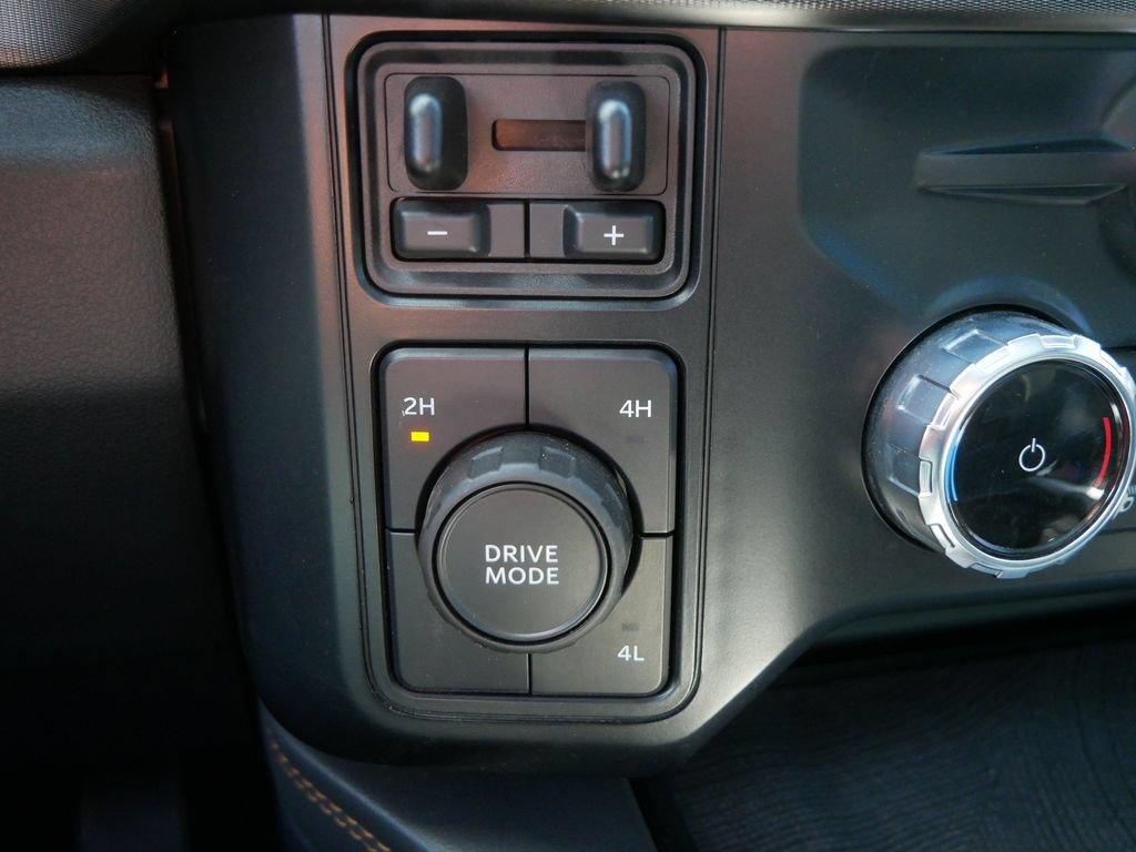 Certified 2023 Ford F350 Platinum AWD/4WD image 26
