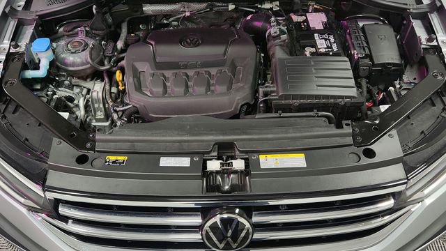 Used 2024 Volkswagen Tiguan S image 25