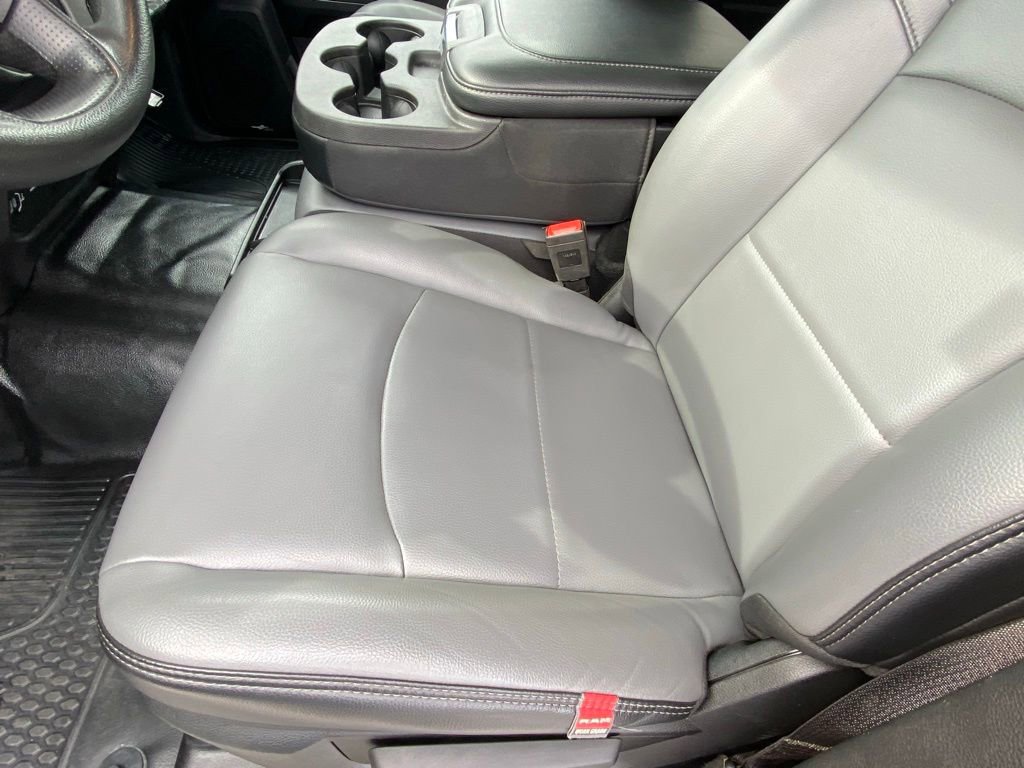 Used 2025 RAM 2500 Tradesman w/ Chrome Appearance Group AWD/4WD image 21