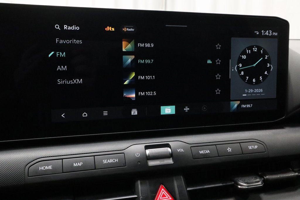 Used 2025 Kia K4 LXS image 9