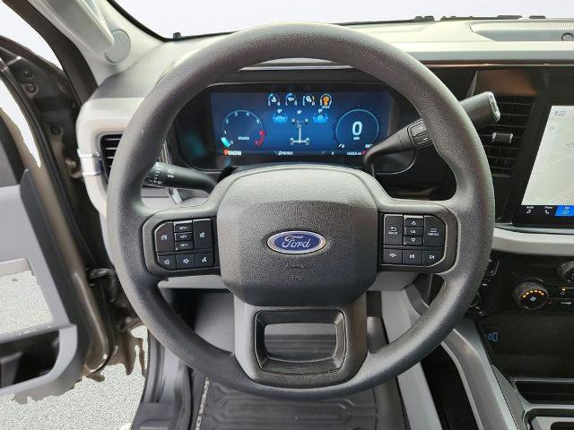 Certified 2026 Ford F250 XLT w/ XLT Premium Package AWD/4WD image 13