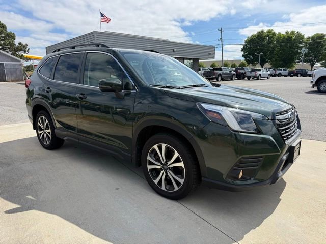 Used 2023 Subaru Forester Limited AWD/4WD image 4