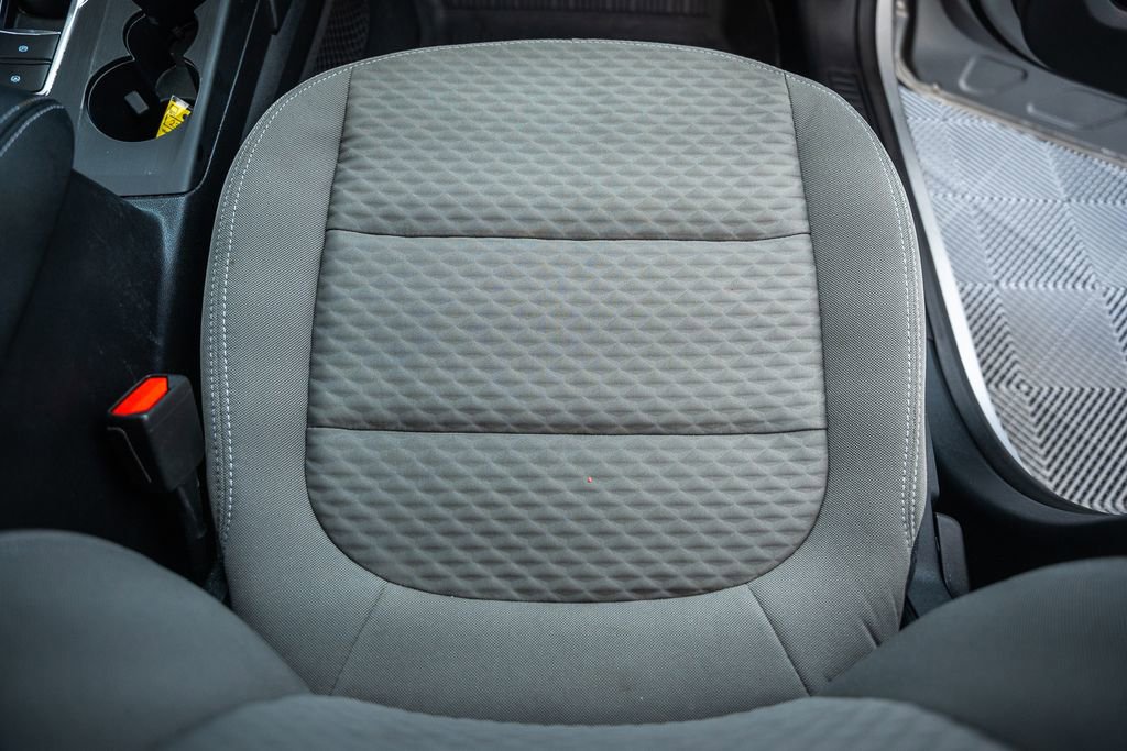 Certified 2020 Ford Escape SE Sport FWD image 32