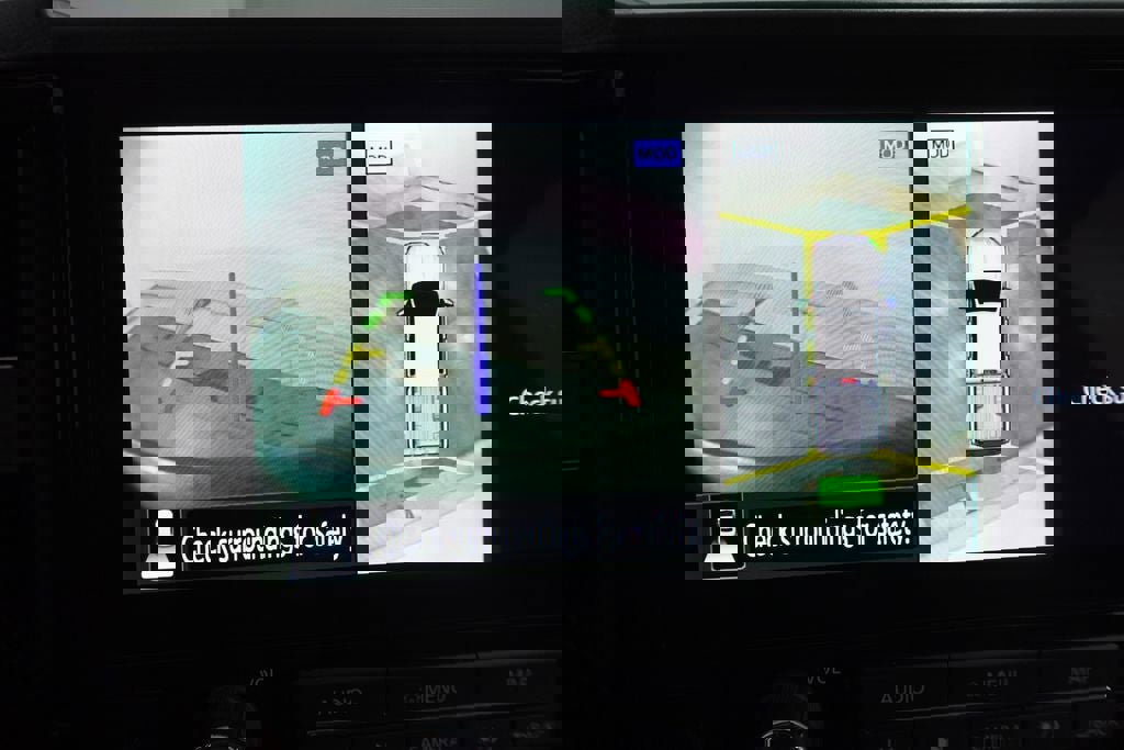 Used 2025 Nissan Frontier PRO-4X w/ Pro Premium Package AWD/4WD image 19