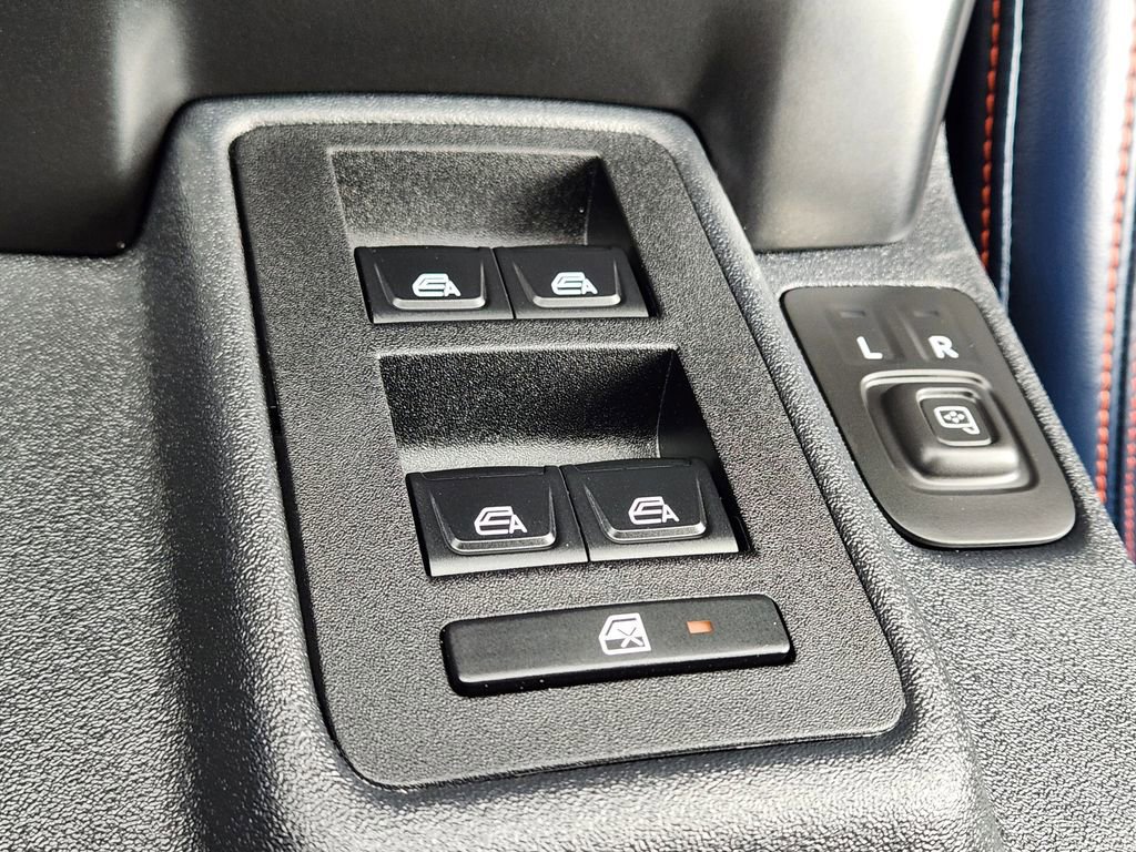 Certified 2025 Ford Bronco Raptor w/ Interior Carbon Fiber Pack image 32