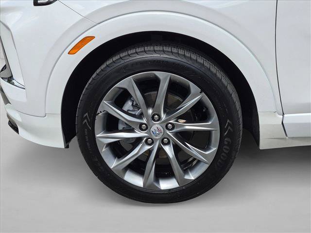 Used 2026 Buick Encore GX Avenir w/ Avenir Technology Package FWD image 23