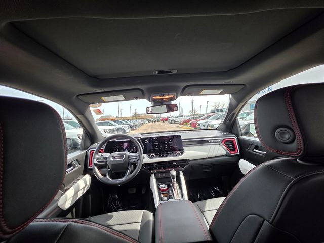Used 2024 GMC Canyon AT4X AWD/4WD image 16