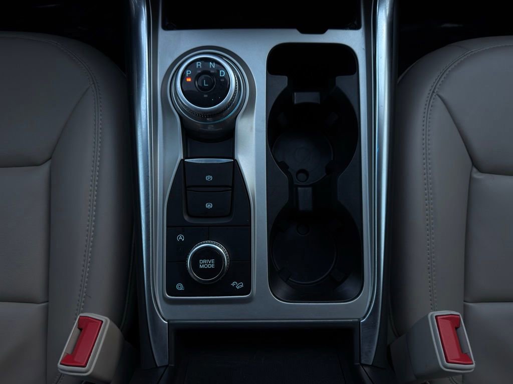 Certified 2023 Ford Explorer XLT w/ Equipment Group 202A image 16