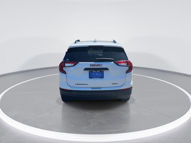 Used 2023 GMC Terrain SLT w/ Elevation Edition image 5