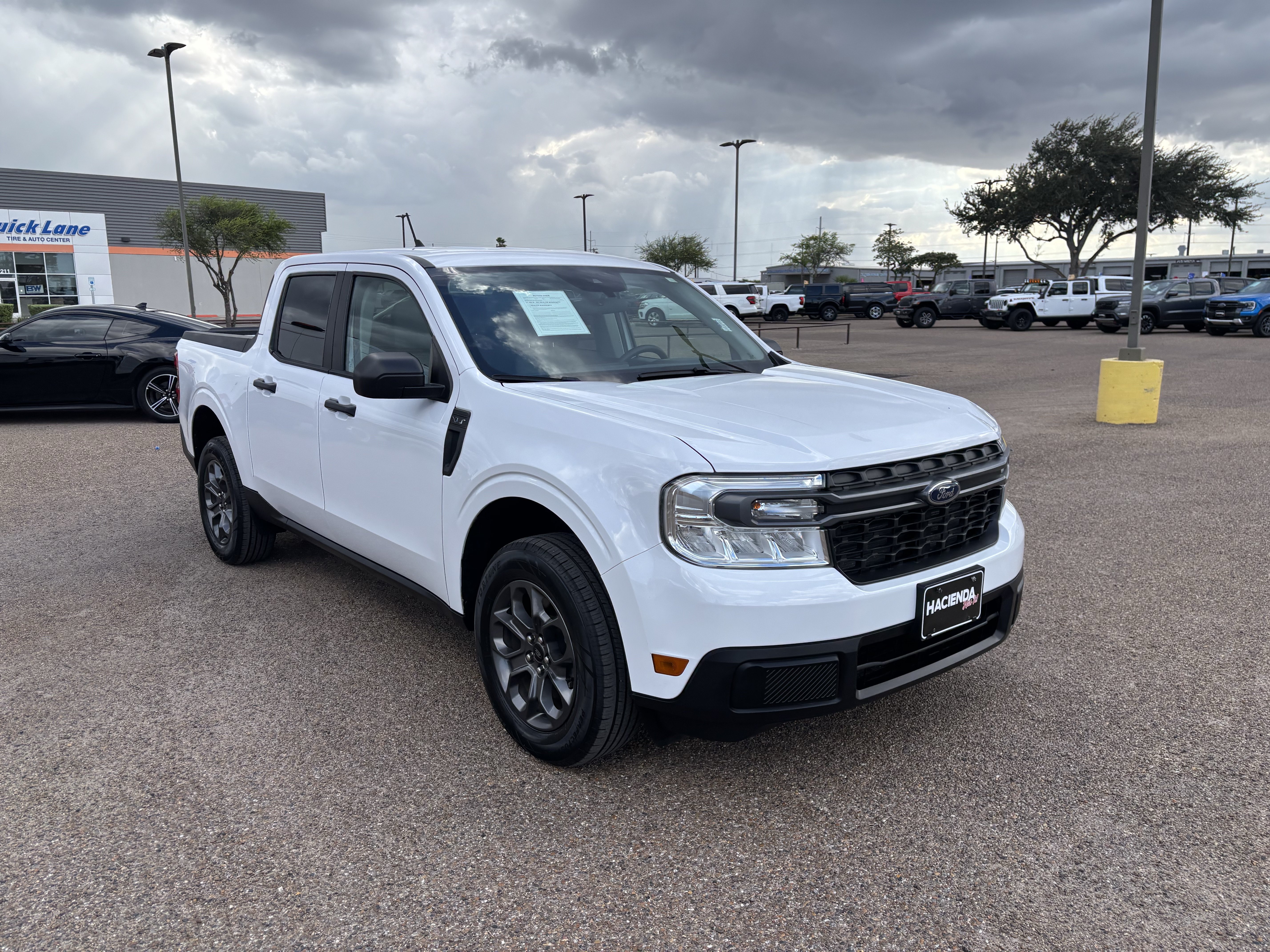 Certified 2024 Ford Maverick XLT FWD image 5